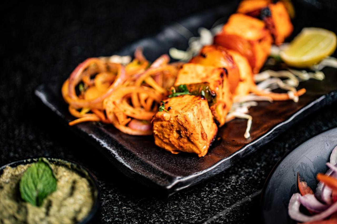 Ginger Surat City Centre Zewnętrze zdjęcie